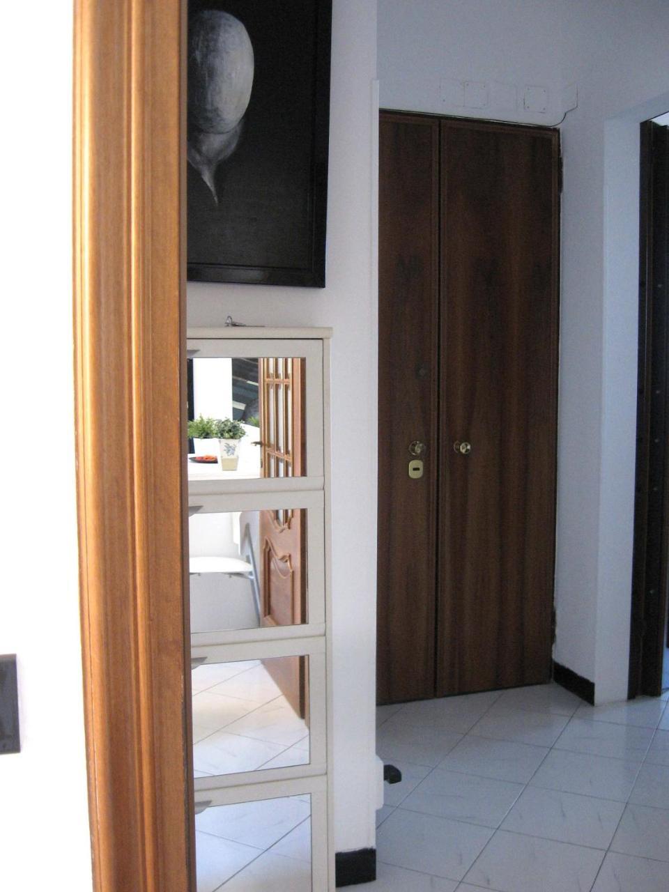 Apartment Stanza D'artista Genoa